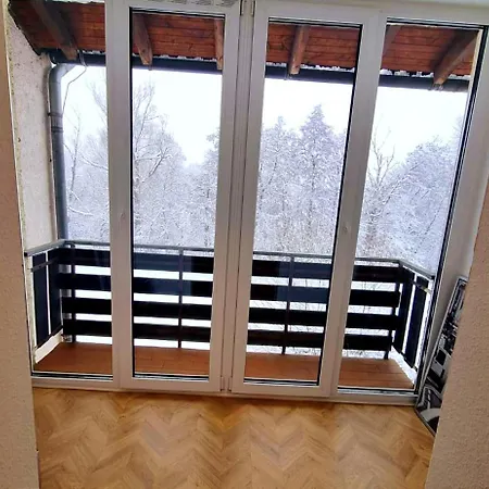 Apartmán Over River Near Frankfurt-130 Qm-4 Rooms- 6 Beds-parking-air Conditioner Hainburg