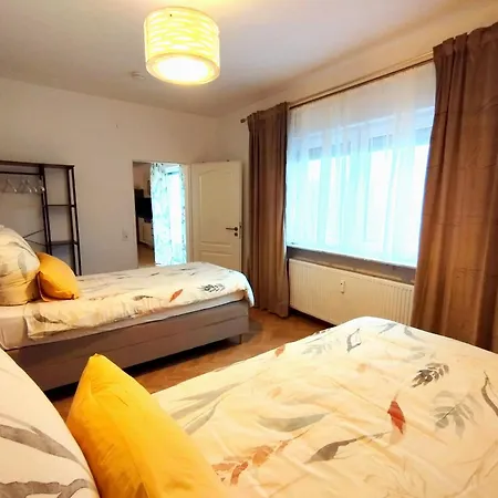 Over River Near Frankfurt-130 Qm-4 Rooms- 6 Beds-parking-air Conditioner * Hainburg