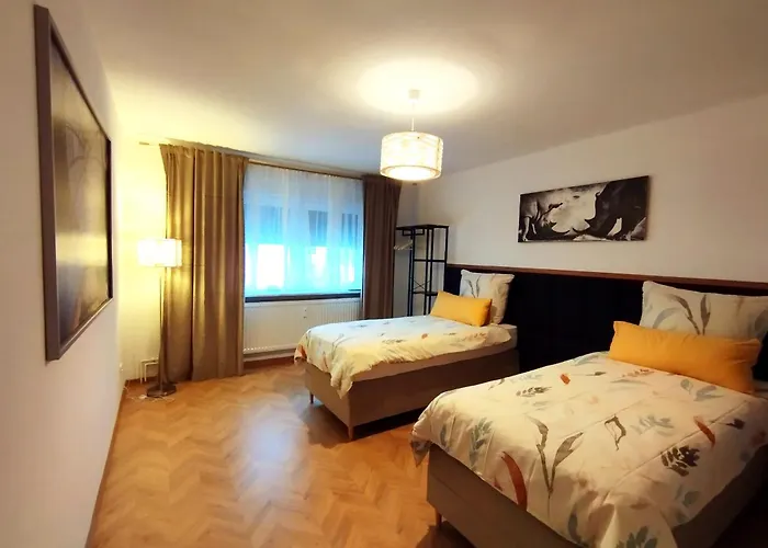 Apartmán Over River Near Frankfurt- 4 Rooms- 6 Beds- Free Parking- Ac