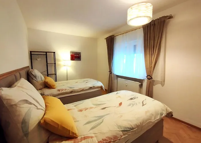 Apartamento Over River Near Frankfurt- 4 Rooms- 6 Beds- Free Parking- Ac