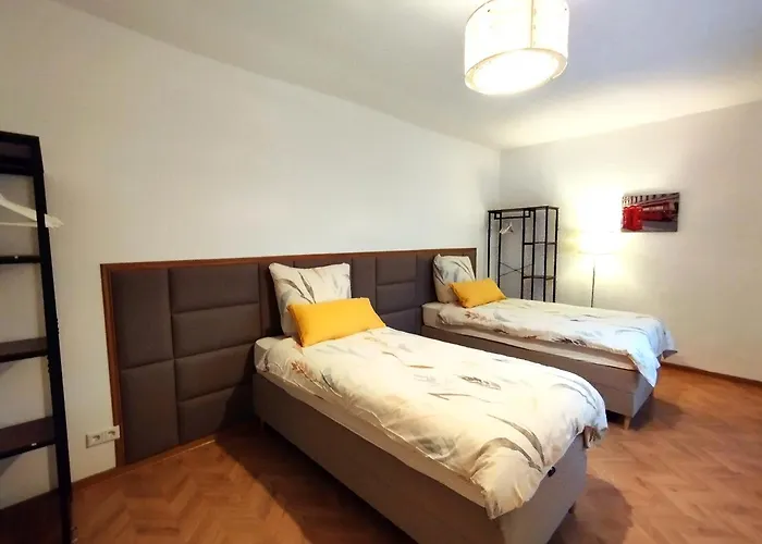 Apartmán Over River Near Frankfurt- 4 Rooms- 6 Beds- Free Parking- Ac